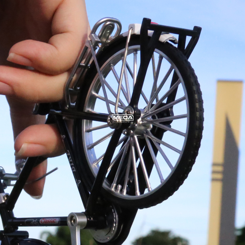 1:10 Scale Die-Cast Alloy Mini - Mountain Biking Pictures recensione e prezzo