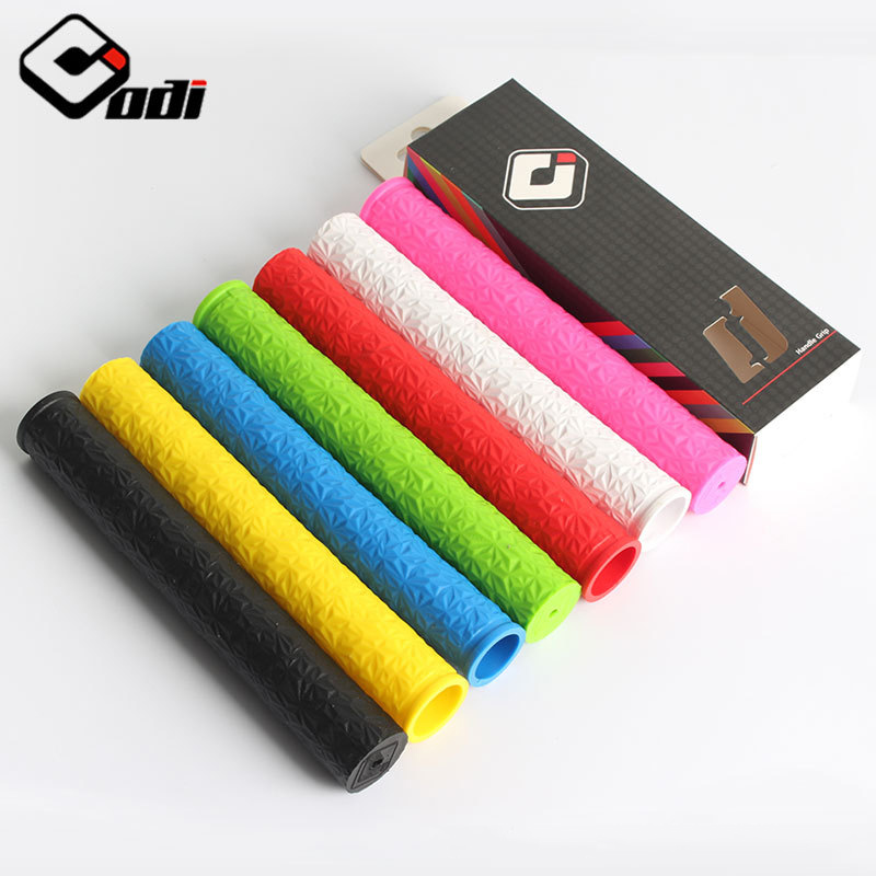 ODI Scooter Grip 160mm Silicon - Mountain Biking Kids recensione e prezzo