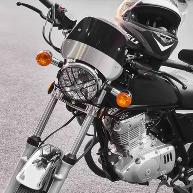 Universal 5.75 inch Motorcycle - Mountain Biking With Dog recensione e prezzo